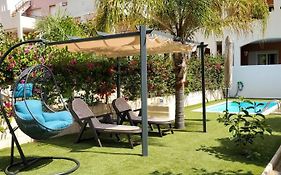 BAJO en PRIMERA LÍNEA de VERA-PLAYA con piscina privada!