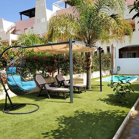 BAJO en PRIMERA LÍNEA de VERA-PLAYA con piscina privada! Exterior foto