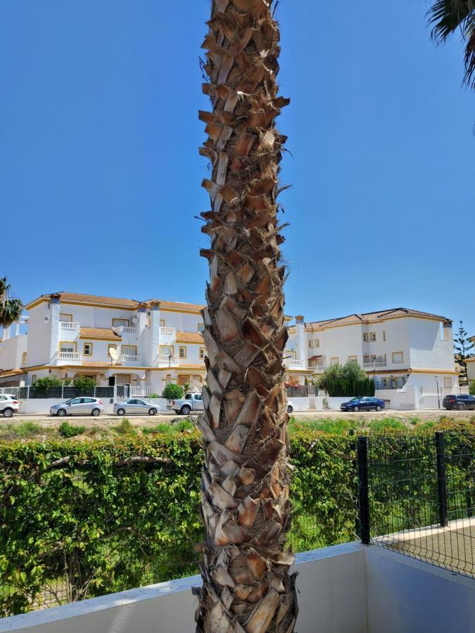BAJO en PRIMERA LÍNEA de VERA-PLAYA con piscina privada! Exterior foto