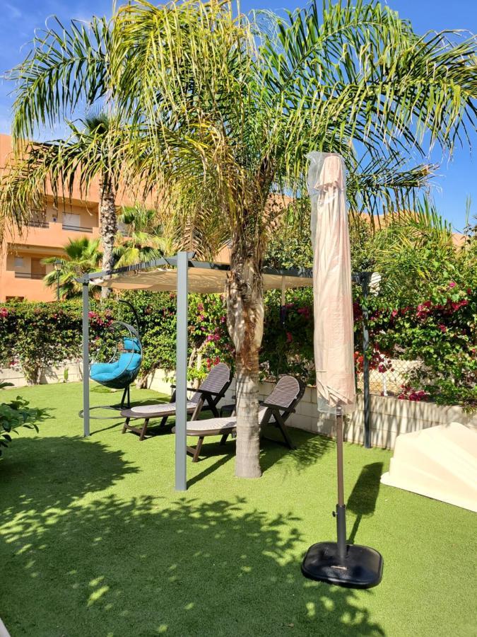BAJO en PRIMERA LÍNEA de VERA-PLAYA con piscina privada! Exterior foto
