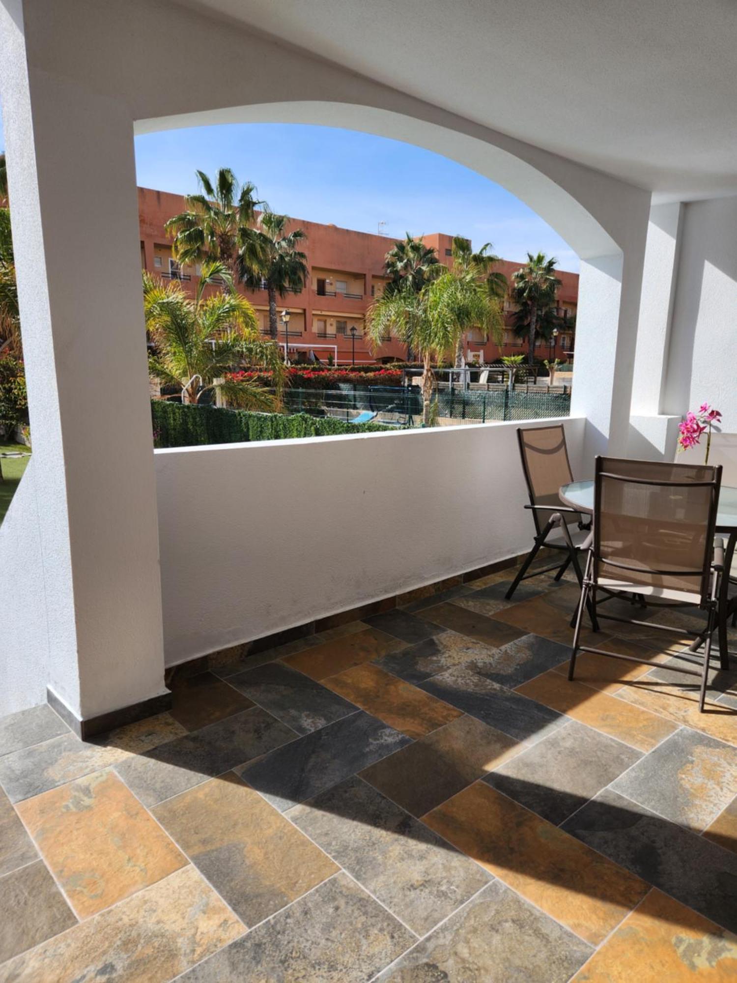 BAJO en PRIMERA LÍNEA de VERA-PLAYA con piscina privada! Exterior foto