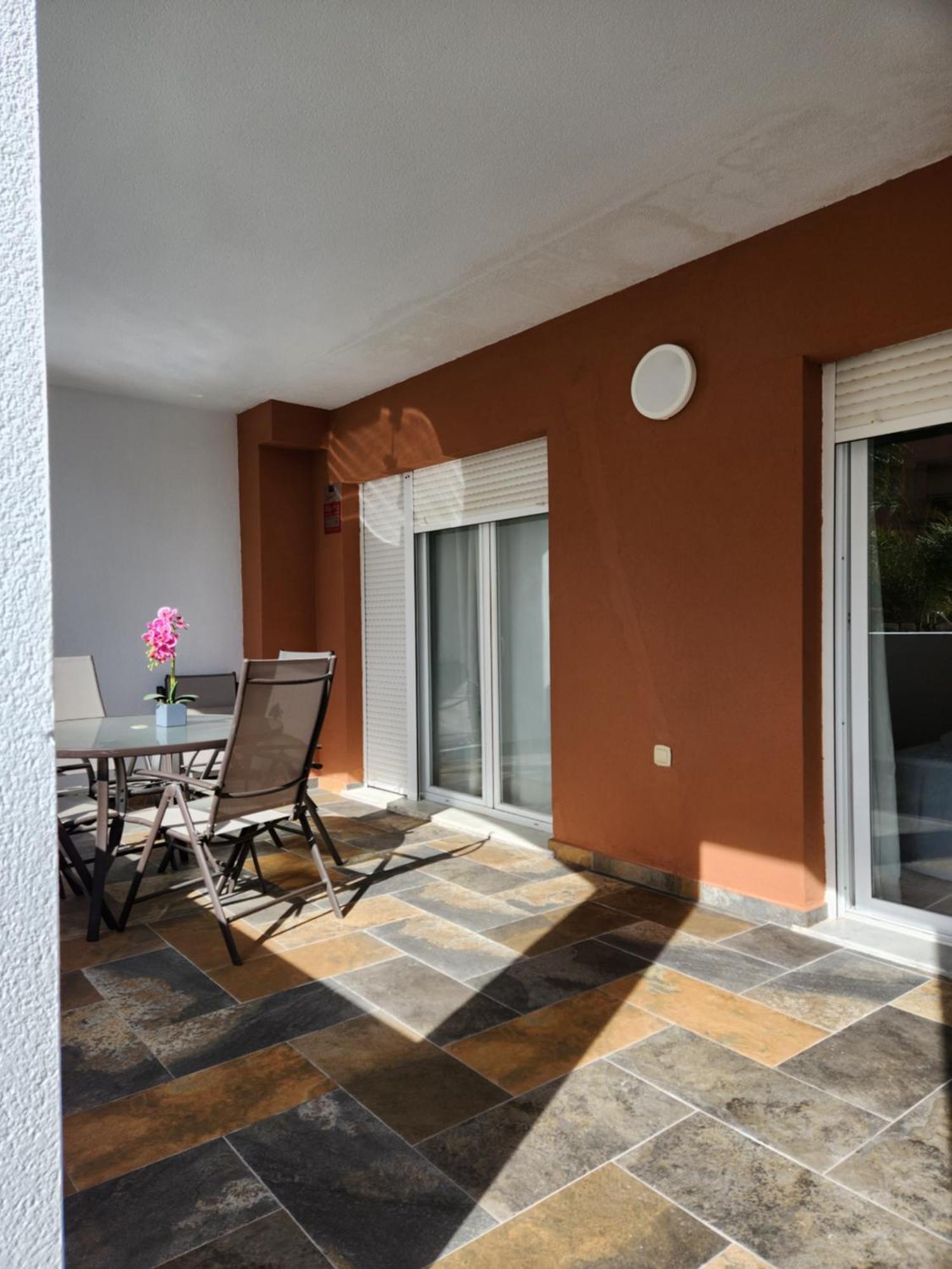 BAJO en PRIMERA LÍNEA de VERA-PLAYA con piscina privada! Exterior foto