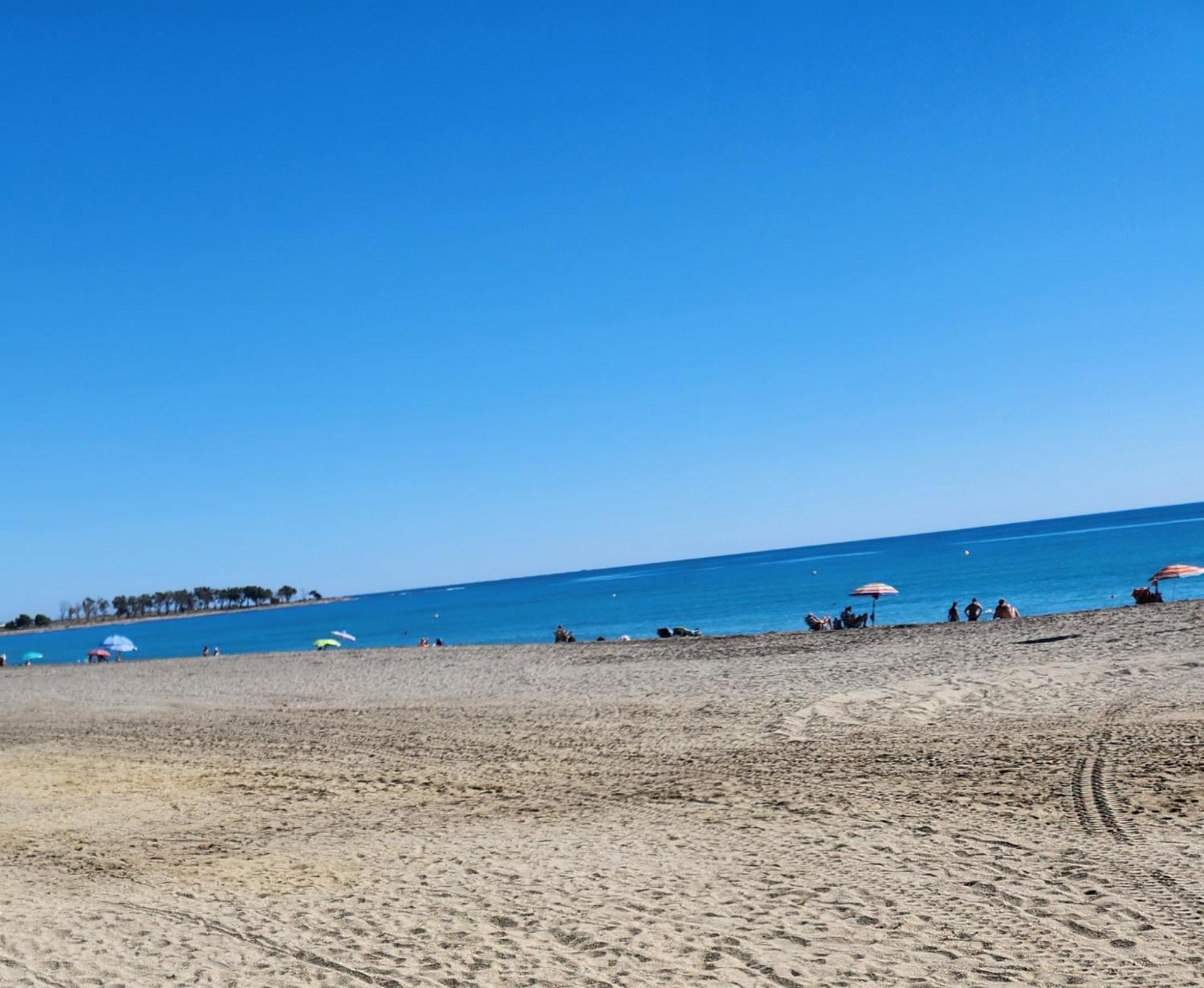 BAJO en PRIMERA LÍNEA de VERA-PLAYA con piscina privada! Exterior foto